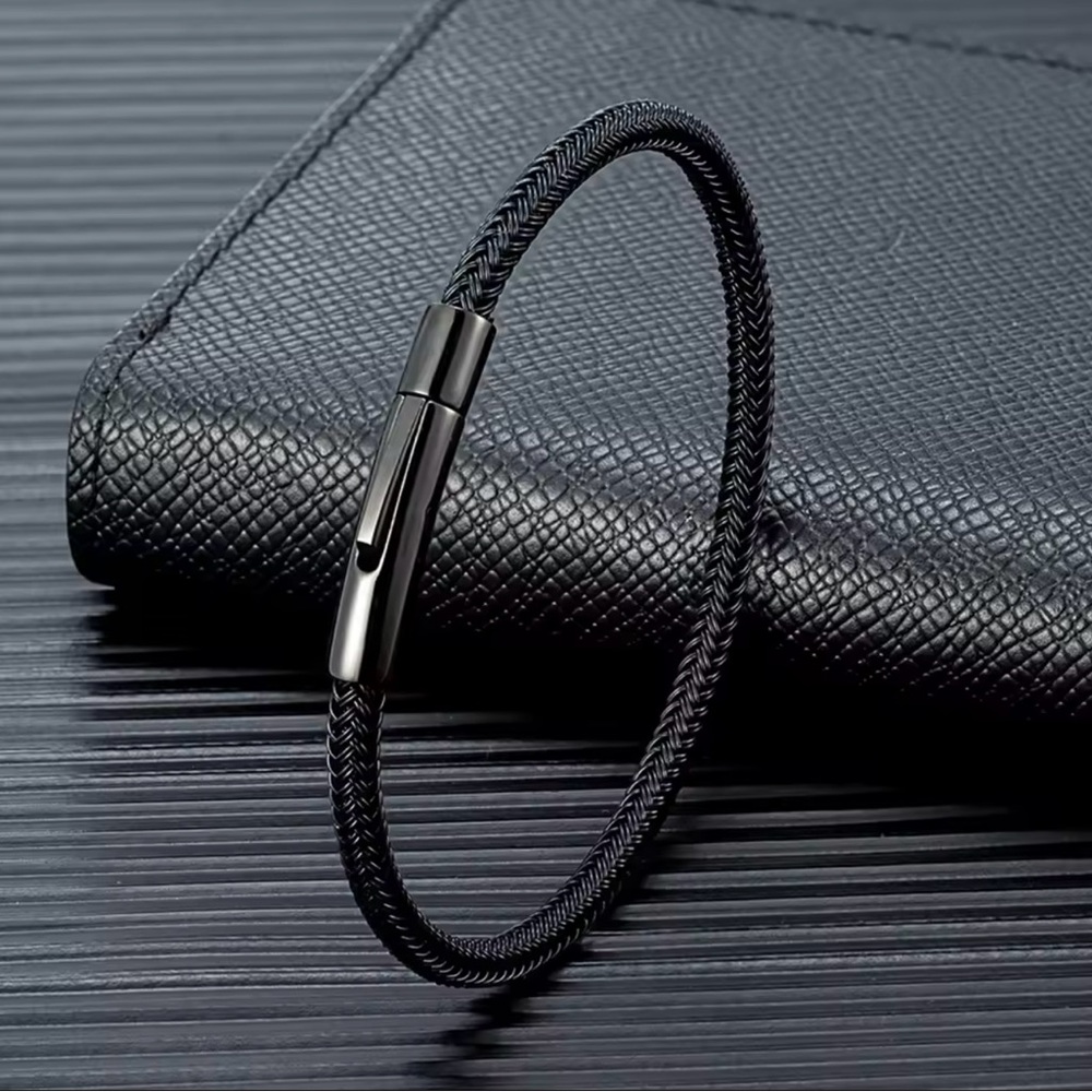 Men Non-fading Steel Wire Bracelet Classic Black Cuff Bracelet for Men